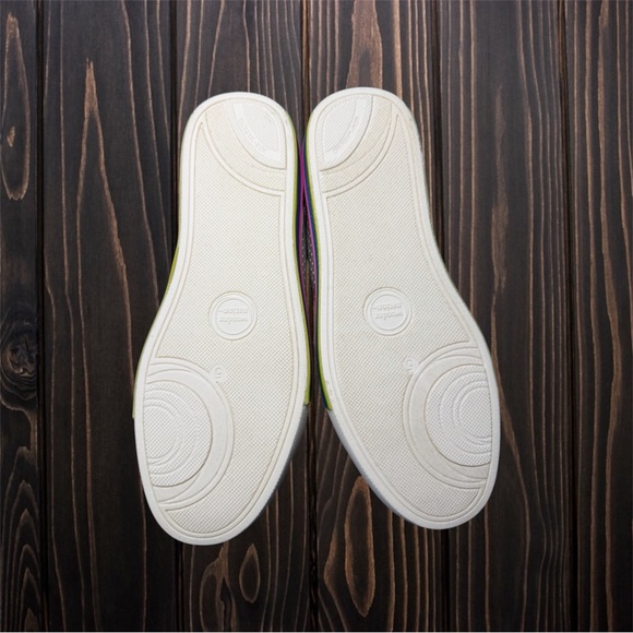 New Shine Power Athletic High-Top
Sneaker Girls Size 6 NWT Silver Zipper
Ankle - Picture 6 of 6